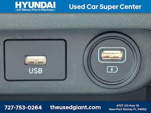 Certified 2023 Hyundai Elantra SEL w/ Convenience Package FWD image 22