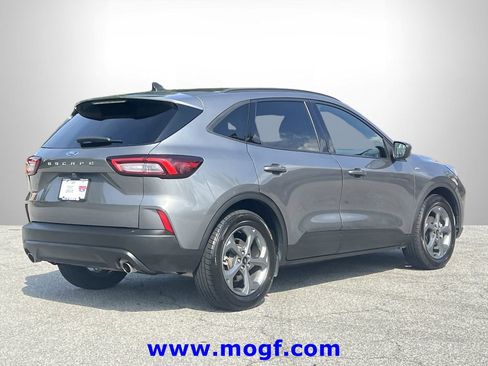 Certified 2025 Ford Escape ST-Line FWD image 3
