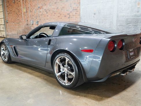 Used 2013 Chevrolet Corvette Grand Sport w/ 3LT Preferred Equipment Group RWD image 9