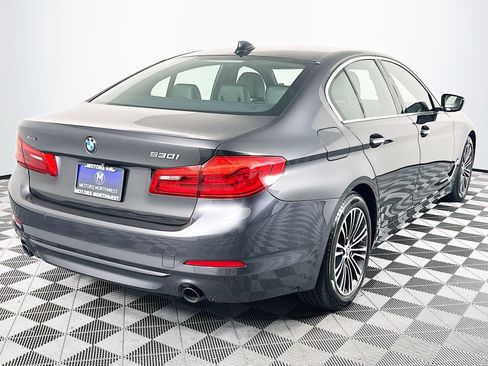 Used 2018 BMW 530i xDrive AWD/4WD image 27