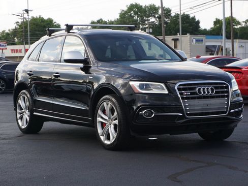 Used 2016 Audi SQ5 Premium Plus w/ Technology Package AWD/4WD image 3