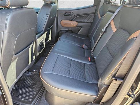 Used 2024 GMC Canyon AT4 w/ AT4 Premium Package image 18