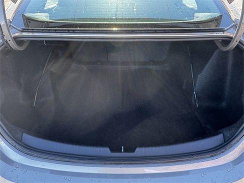 Used 2024 Chevrolet Malibu LT image 17