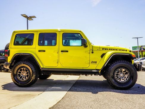 Used 2023 Jeep Wrangler Unlimited Rubicon 392 w/ Xtreme Recon 35" Tire Package AWD/4WD image 6