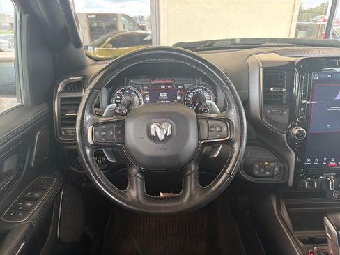 Used 2022 RAM 1500 Laramie AWD/4WD image 16