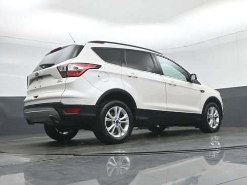 Used 2018 Ford Escape SE w/ SE Sync 3 Package image 49