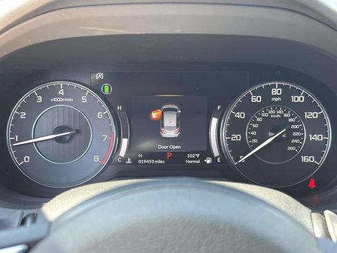 Used 2024 Acura RDX SH-AWD image 25