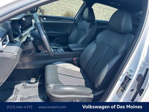 Used 2024 Kia K5 GT-Line w/ GT-Line Premium Package image 11