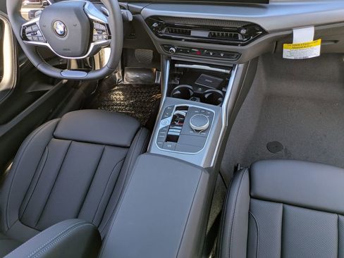 New 2025 BMW 230i xDrive Coupe w/ Convenience Package AWD/4WD image 34