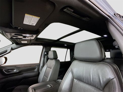 Certified 2021 Chevrolet Tahoe Z71 w/ Z71 Signature Package image 17