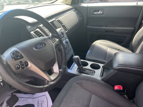 Used 2013 Ford Flex SE FWD image 23
