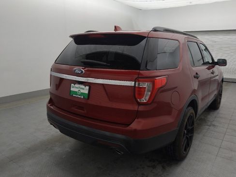 Used 2017 Ford Explorer FWD image 9