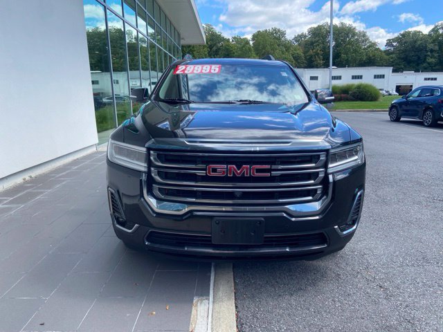 Used 2023 GMC Acadia AT4 w/ Technology Package AWD/4WD image 4