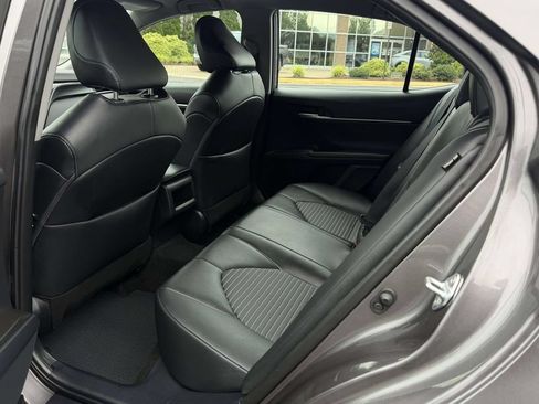 Used 2023 Toyota Camry SE FWD image 14