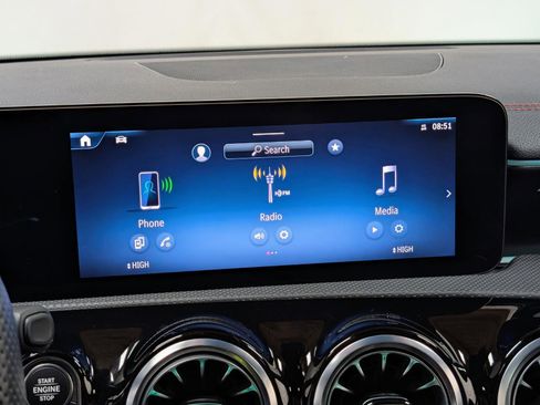 Used 2025 Mercedes-Benz CLA 35 AMG 4MATIC image 39