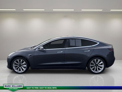 Used 2018 Tesla Model 3 image 6
