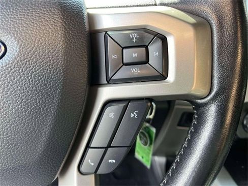 Used 2022 Ford F250 Lariat w/ Lariat Value Package image 31