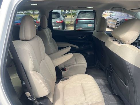 Used 2023 Subaru Ascent Premium w/ Convenience Package AWD/4WD image 14