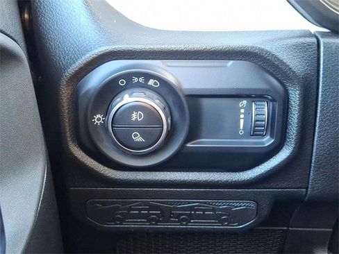 Used 2024 Jeep Gladiator Sport image 23