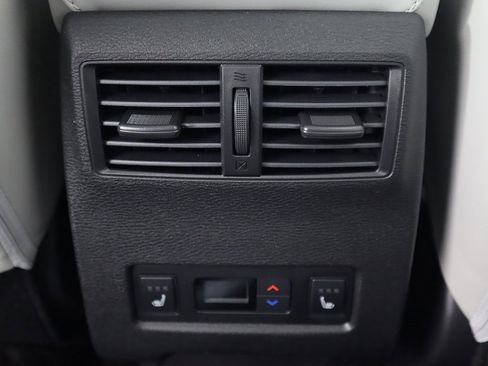 New 2025 Mitsubishi Outlander SEL image 59