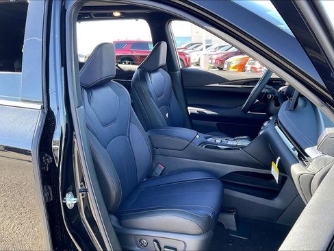 New 2026 INFINITI QX60 Sport AWD/4WD image 11