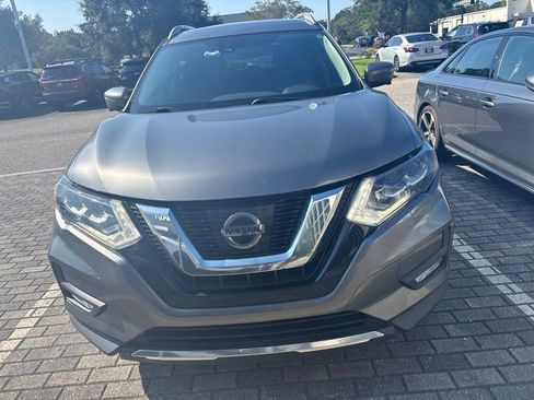 Used 2017 Nissan Rogue SL w/ SL Premium Package FWD image 14