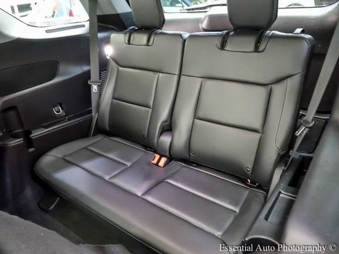 Certified 2021 Ford Explorer XLT w/ Equipment Group 202A image 12