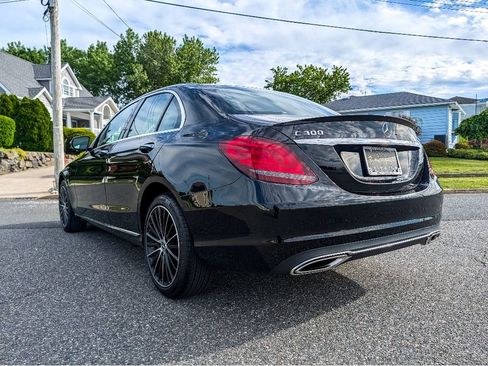 Used 2019 Mercedes-Benz C 300 4MATIC Sedan image 8