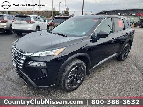 Certified 2024 Nissan Rogue SV image 4