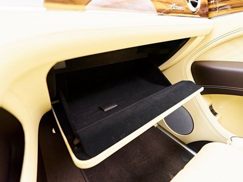 Used 2023 Bentley Bentayga Extended Wheelbase image 89