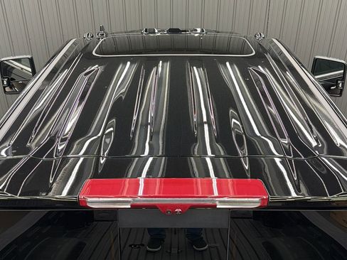 Used 2025 GMC Sierra 3500 Denali w/ Denali Reserve Package image 17