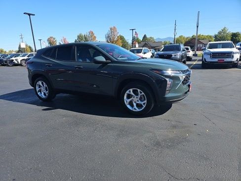 New 2026 Chevrolet Trax LS w/ LS Convenience Package image 64