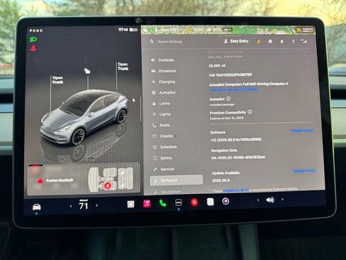 Used 2023 Tesla Model Y Long Range image 21