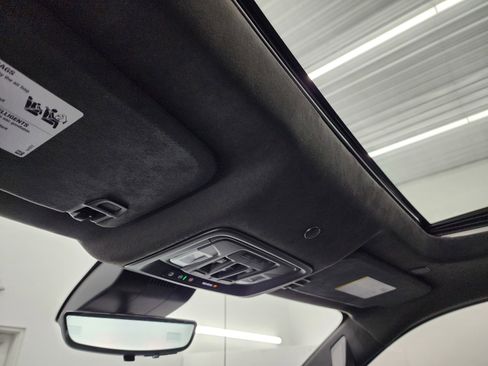 Used 2024 GMC Sierra 1500 AT4X image 13