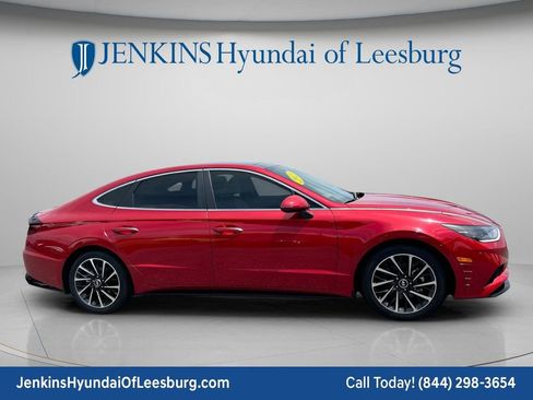 Used 2021 Hyundai Sonata Limited FWD image 2
