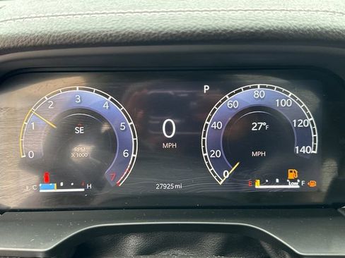Used 2025 Jeep Grand Cherokee Limited w/ Luxury Tech Group II AWD/4WD image 27