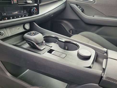 Certified 2023 Nissan Rogue SV AWD/4WD image 29
