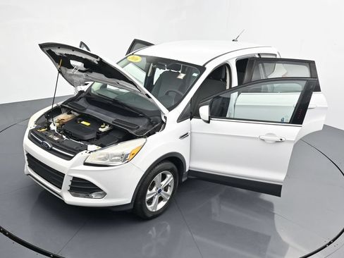 Used 2016 Ford Escape SE AWD/4WD image 40