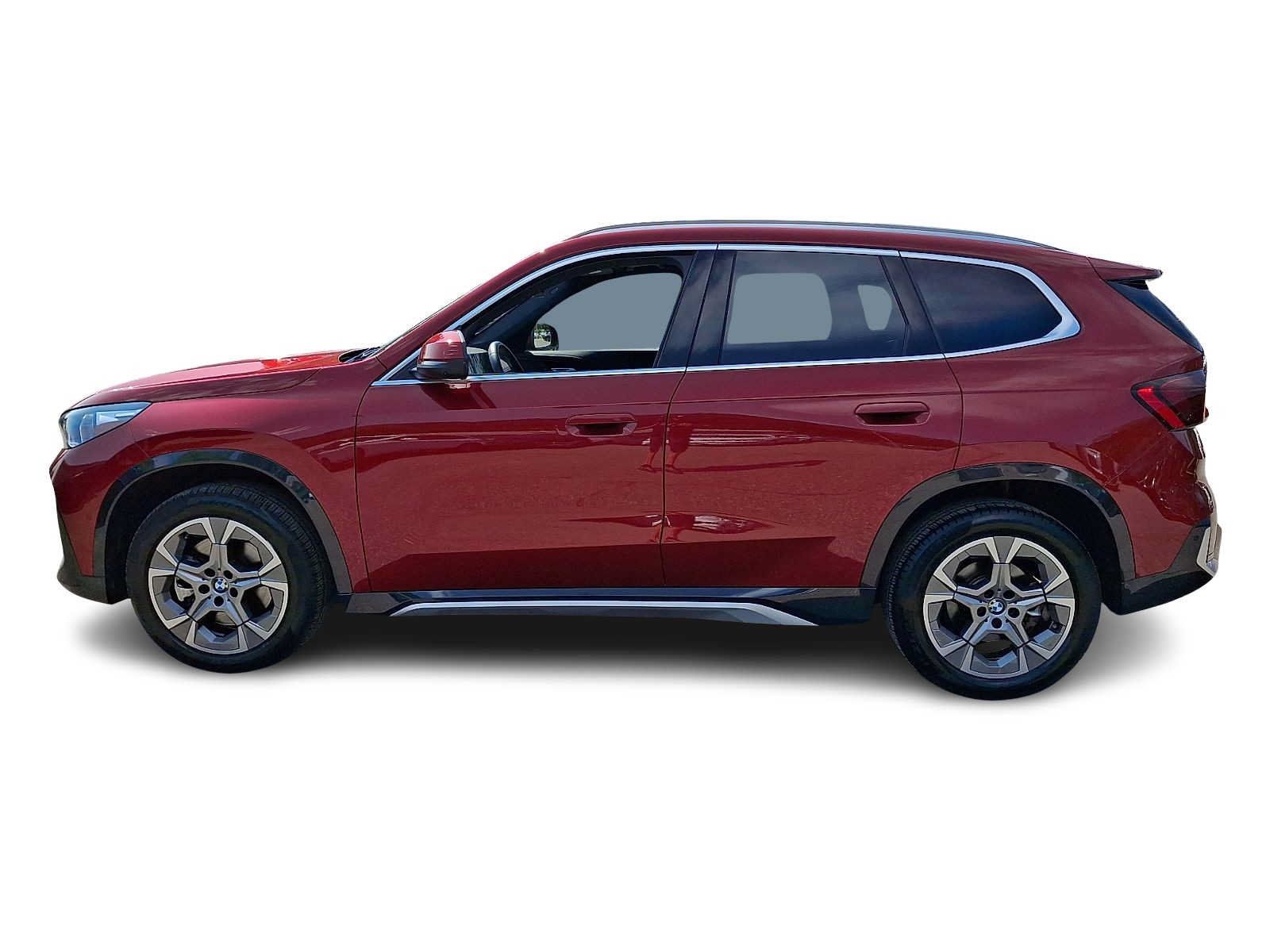 Used 2026 BMW X1 xDrive28i w/ Technology Package AWD/4WD image 3