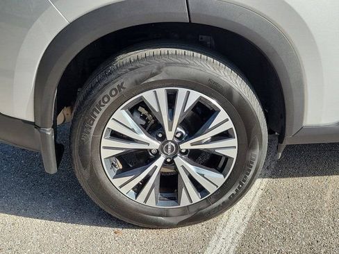 Certified 2023 Nissan Rogue SV AWD/4WD image 13