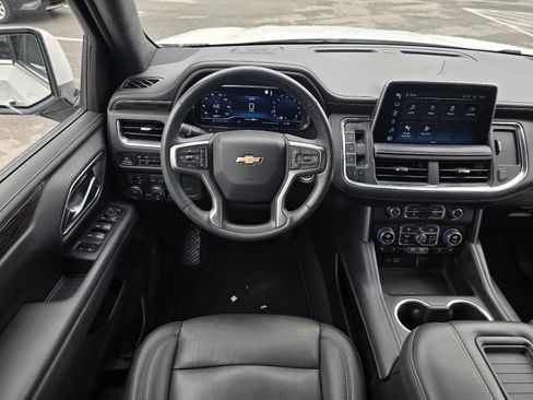Used 2023 Chevrolet Tahoe LT w/ Luxury Package AWD/4WD image 15