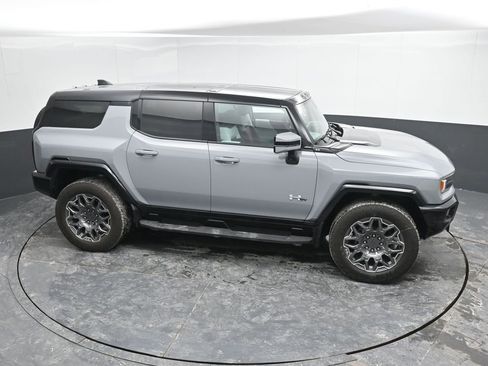 Used 2024 GMC Hummer EV 3X image 39