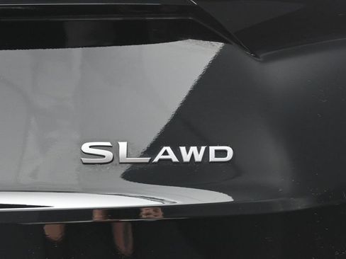 Certified 2025 Nissan Rogue SL AWD/4WD image 12