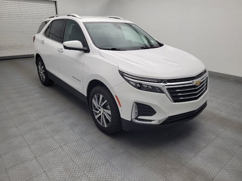 Used 2024 Chevrolet Equinox Premier AWD/4WD image 13