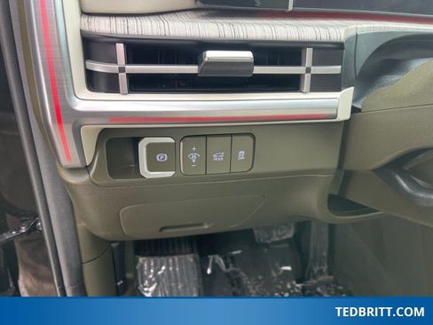 Used 2024 Hyundai Santa Fe Calligraphy image 45