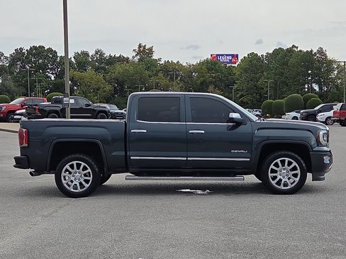 Used 2018 GMC Sierra 1500 Denali AWD/4WD image 6