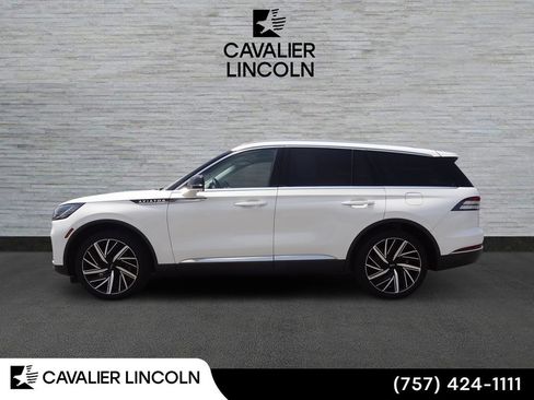 Certified 2025 Lincoln Aviator Reserve w/ Equipment Group 201A AWD/4WD image 4