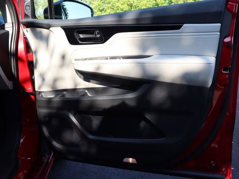 Certified 2026 Honda Odyssey Elite image 21
