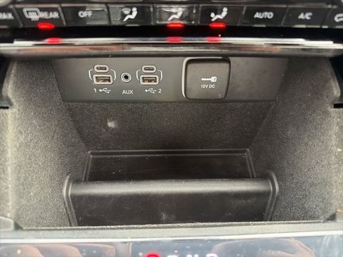 Used 2021 Jeep Grand Cherokee L Limited image 23