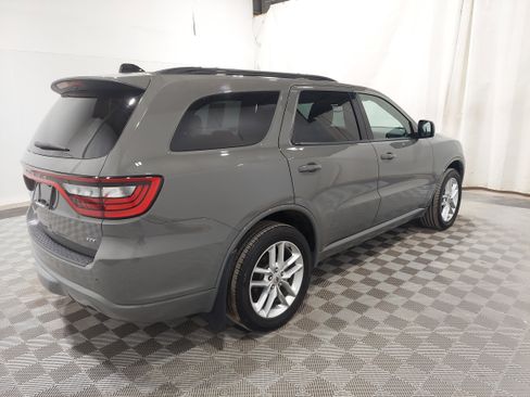 Used 2023 Dodge Durango GT AWD/4WD image 3